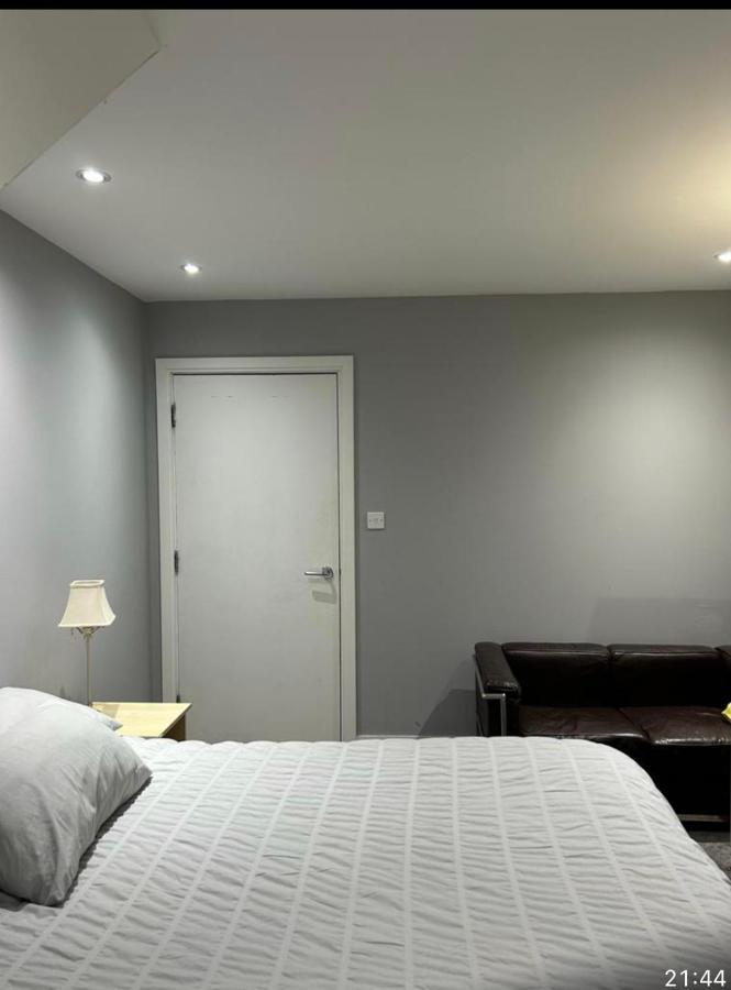 헨던 Cosy Nest In London 아파트 외부 사진