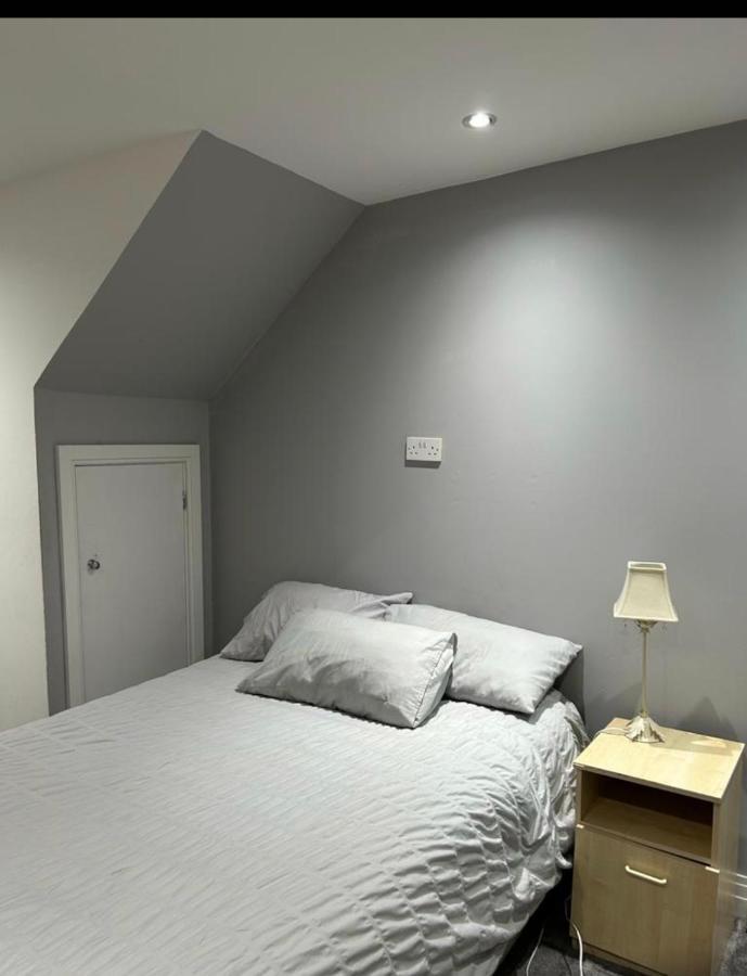 헨던 Cosy Nest In London 아파트 외부 사진